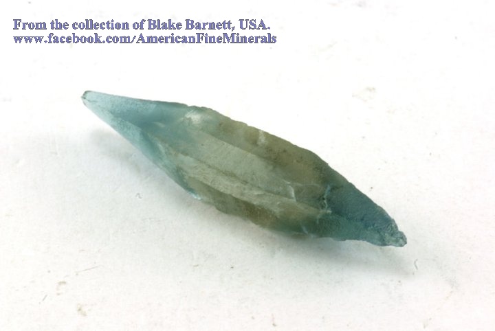 גביש מאורך של סלסטייט. מהאוסף של בלייק ברנט האמריקאי. From the collection of Blake Barnett, USA