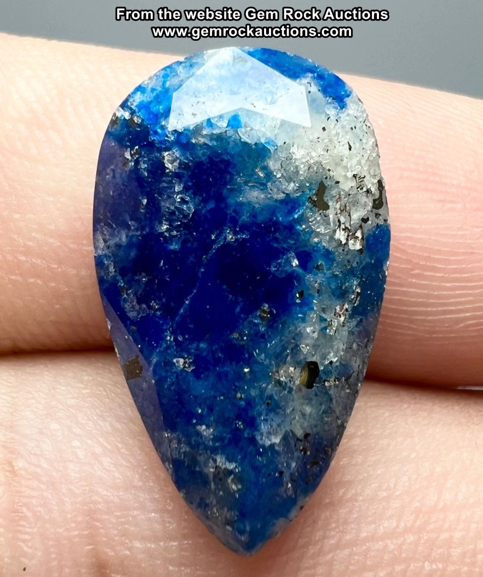 אפגנייט 12 קרט מלוטשת עם פיריט מאפגניסטן. מהאוסף של "ג'ם רוק אוקשנס" From the website Gem Rock Auctions
www.gemrockauctions.com